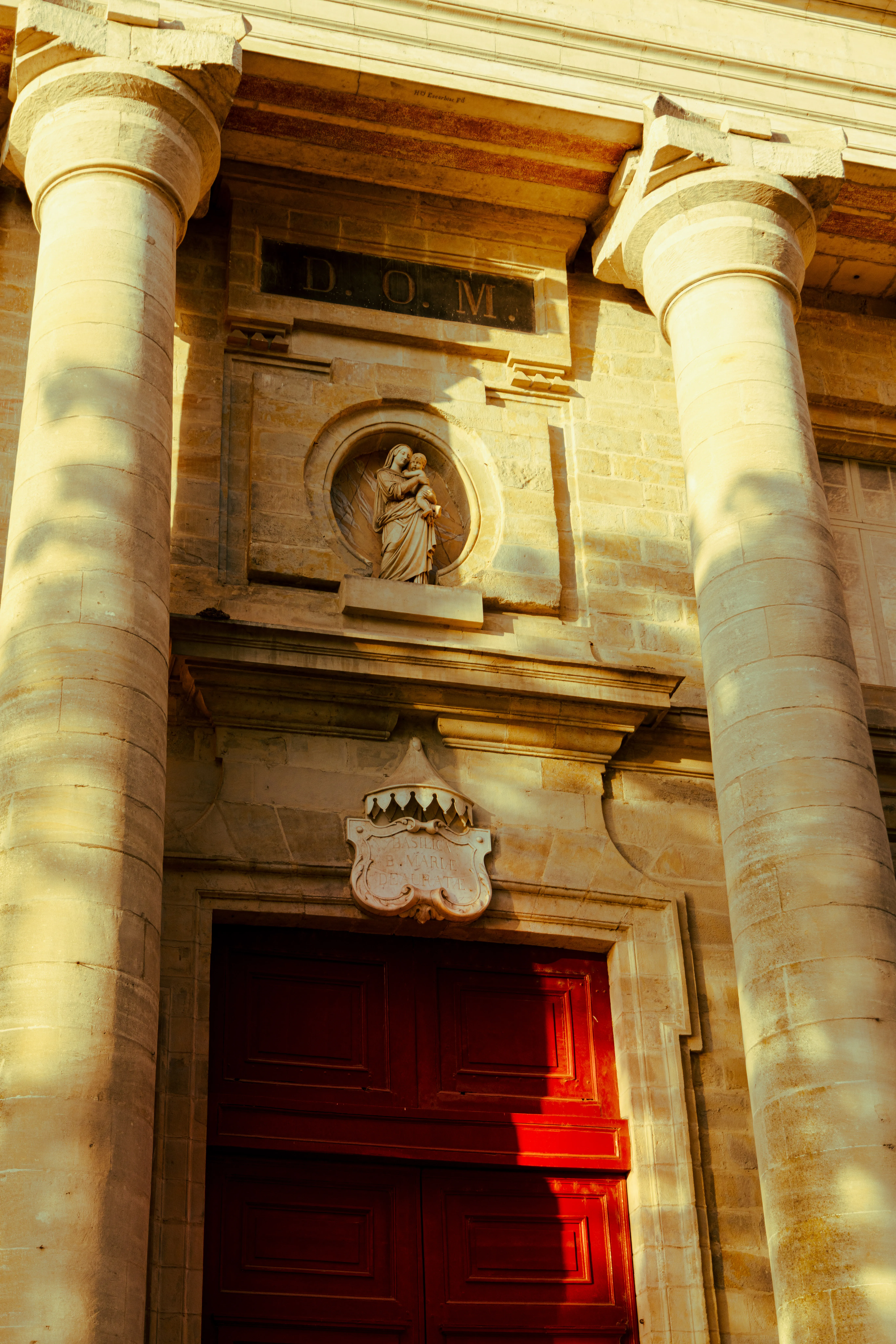 Architecture — entrée géométrique